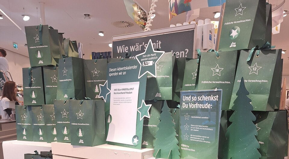 Weihnachtszauber: Teilen und Gutes tun