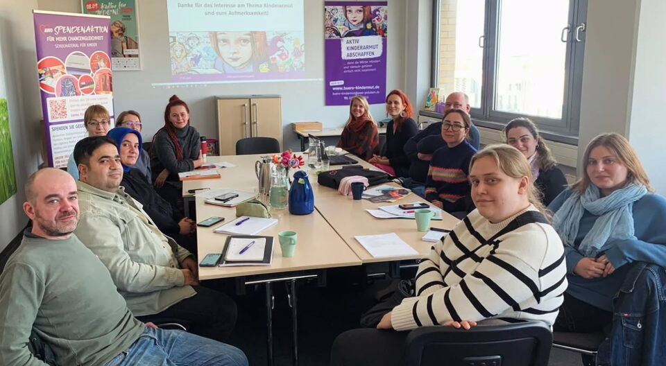 AWO Fachschule Potsdam zu Besuch im AWO Büro Kindermut