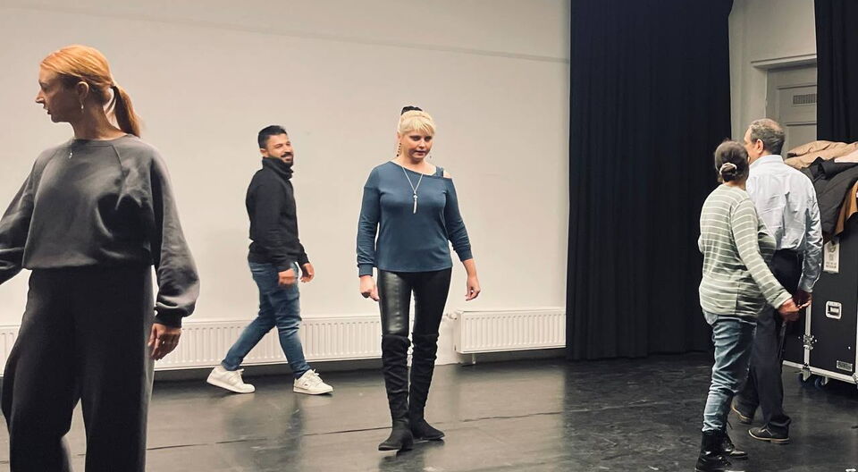 AWO Proj. „Integration durch gemeins. Erlebnisse“ im Berliner Ensemble