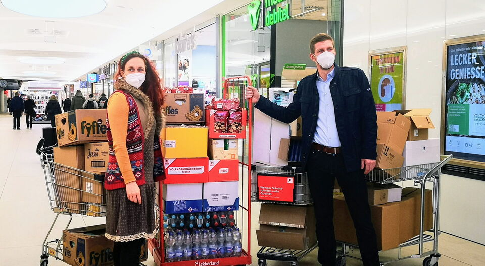 Bahnhofspassagen Potsdam spenden für Ukraine-Hilfe