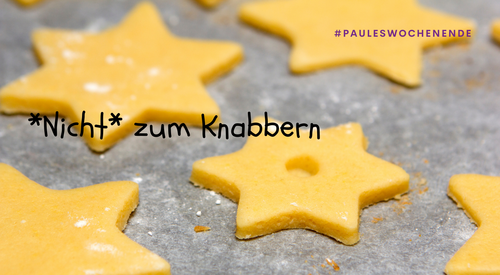 Ausgestochen Sterne in gelber Farbe